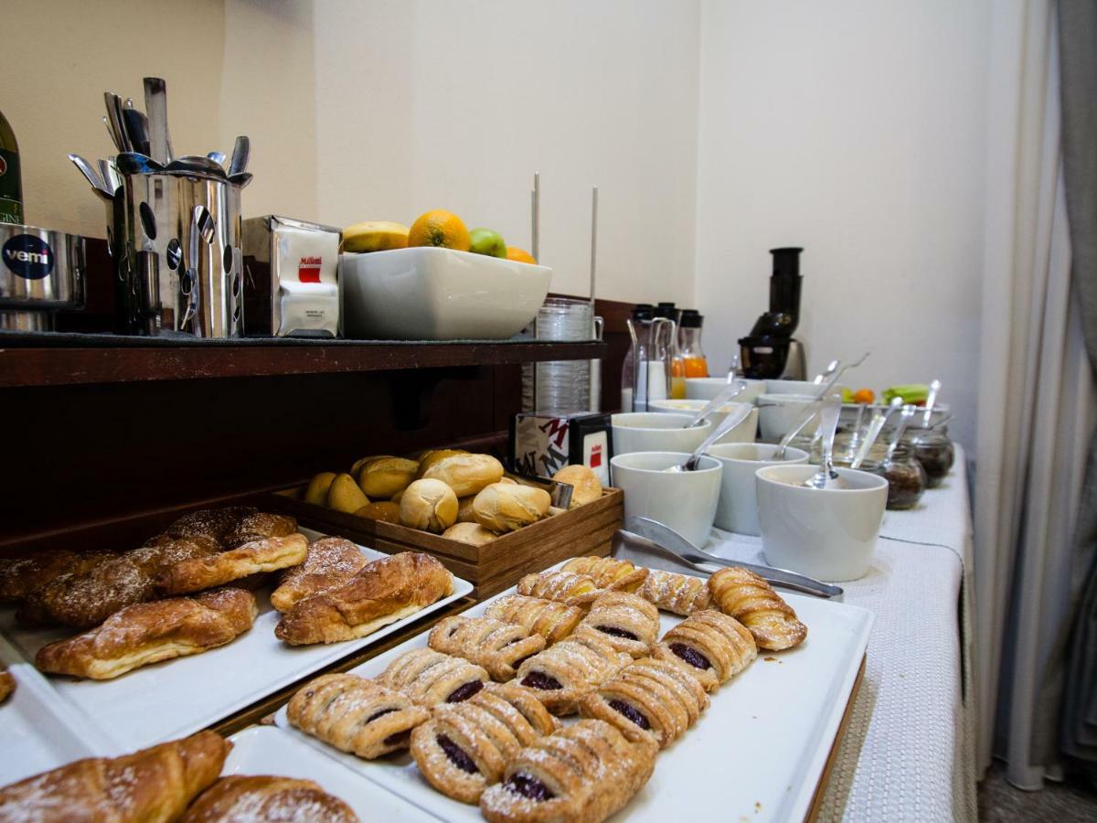 Astoria Deluxe Rooms Bologna Eksteriør billede